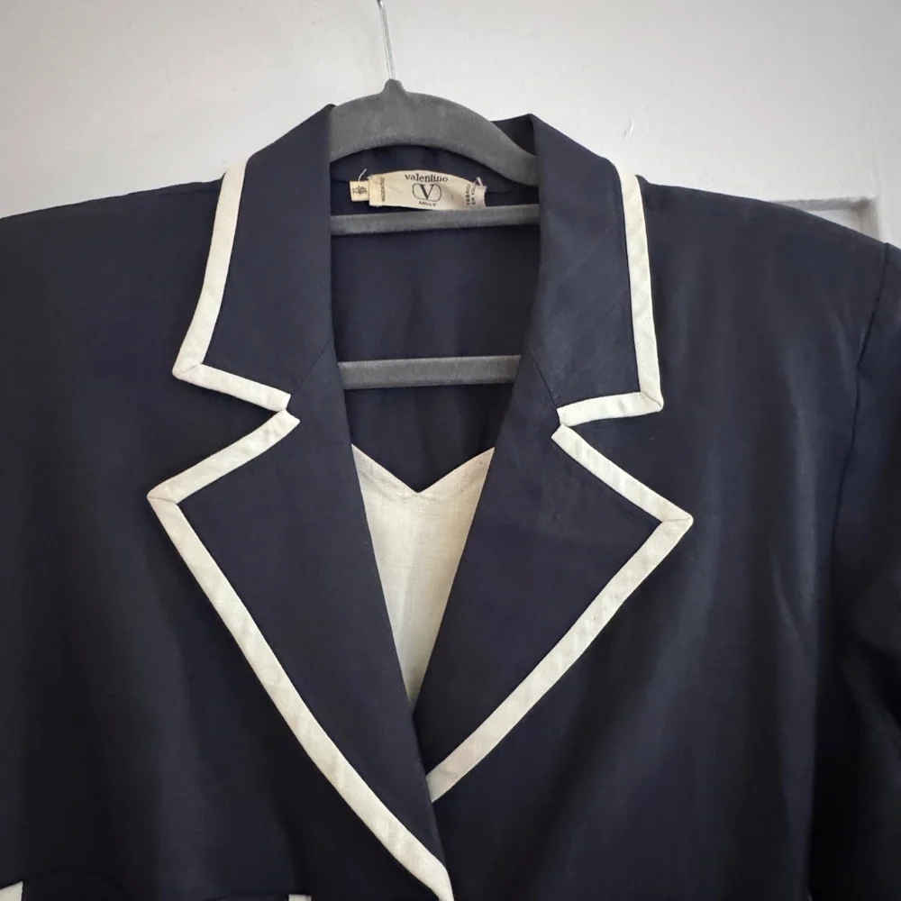 Vintage Valentino "Miss V" Navy and White Collared Dress- Vintage Size 12 - Picture 4 of 12